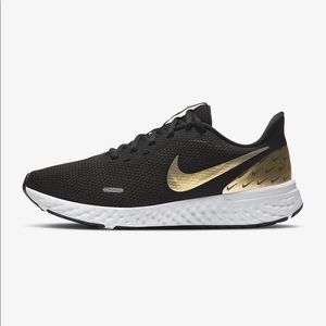Nike Revolution Running Shoes